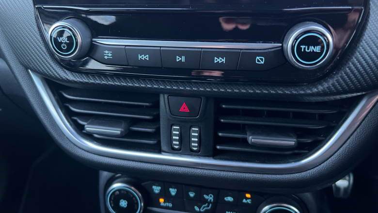 Ford Puma 1.0 EcoBoost Hybrid mHEV ST-Line X 5dr Petrol Hatchback